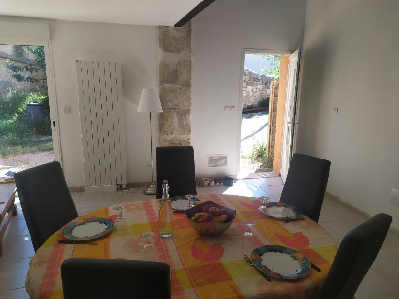 Duplex Avec Jardin Et Grande Terrasse 8-10 Personnes Villa Campagnan Exterior foto